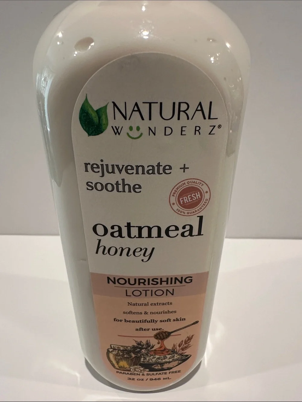 Natural Wonderz Rejunenate and Soothe Oatmeal Honey Nourishing Body Lotion.